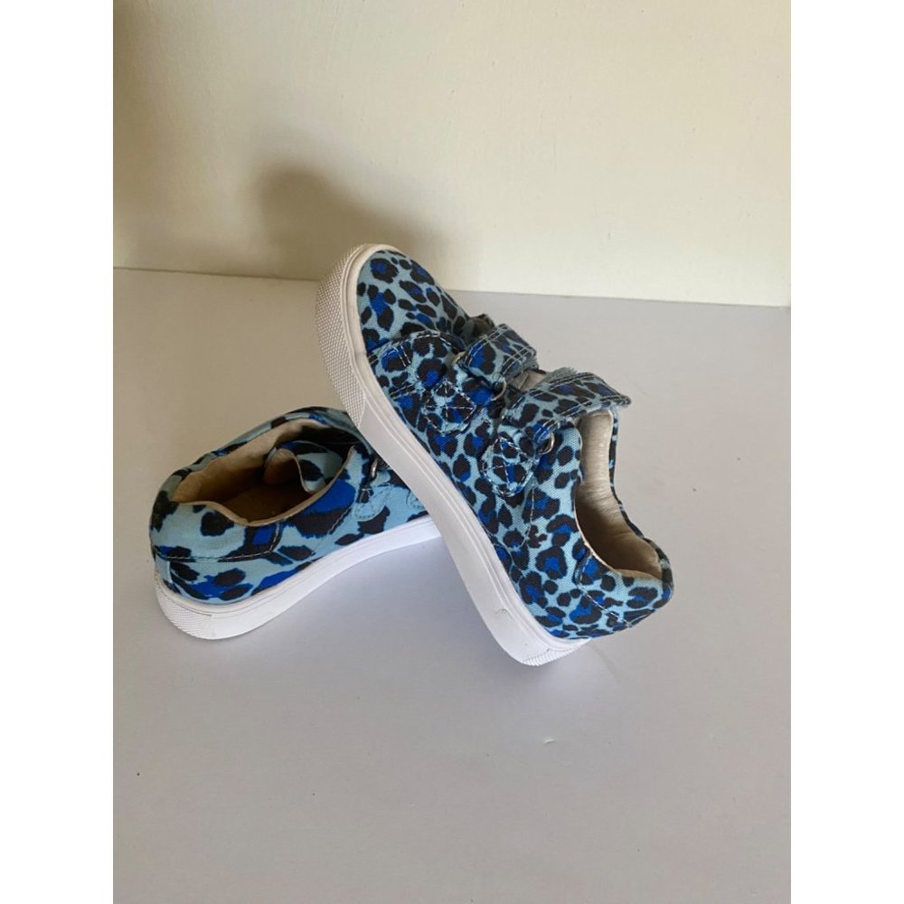 AKID Girls’ Leopard Print Shoes Size 8